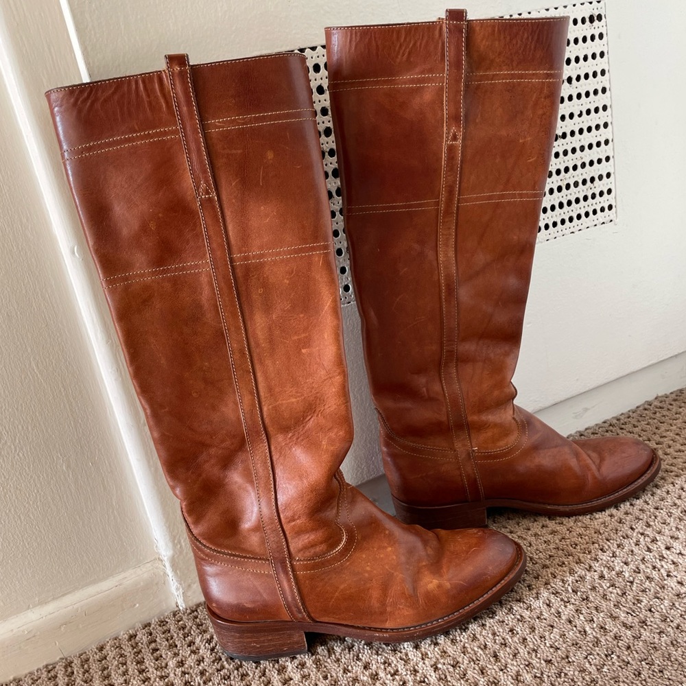 Italian made leather boots size 7